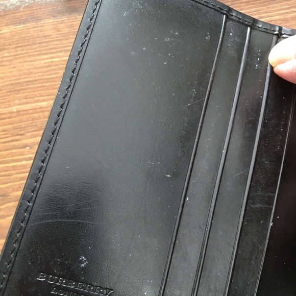 Authentic Burberry Nova Check Wallet - Picture 2 of 6